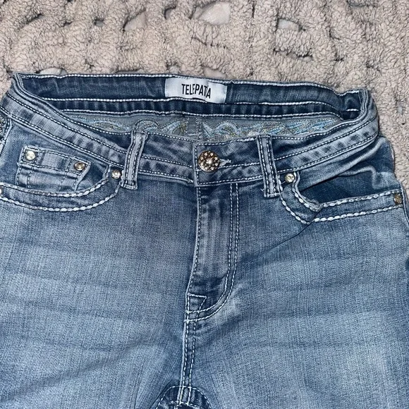 Telepatía Women's Flare Light Denim Jeans With Rhinestone Design Pockets - Picture 3 of 6